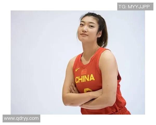 女姚明脸引发热议网友热评其独特魅力与运动员气质的完美结合