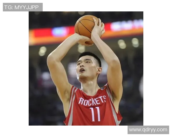 姚明在篮球场上的精彩瞬间与吹球技巧的完美结合