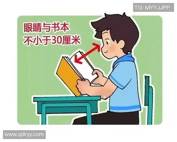 足球明星为何普遍近视探究运动员视力问题的背后原因与影响