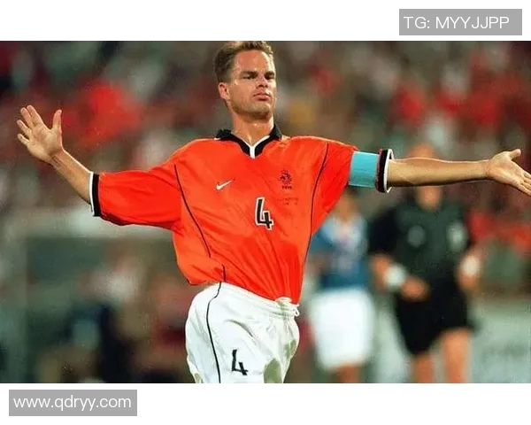 2010年荷兰足球明星的辉煌历程与对世界足球的影响分析