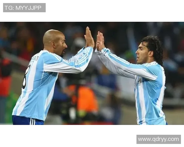 黑客足球明星排名前十揭晓他们的技术与球场魅力并存