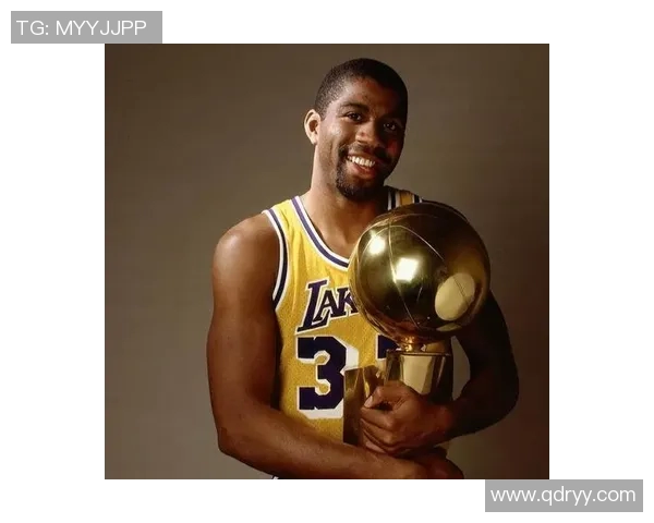 全球篮球明星的传奇故事与他们的辉煌成就解析